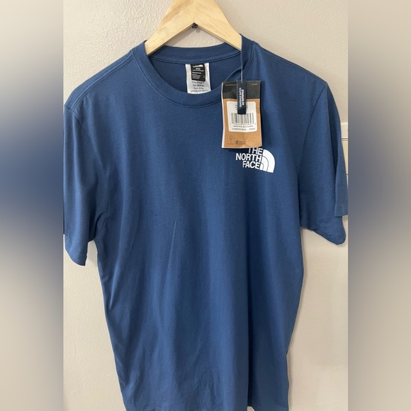 The North Face Other - 🏷 THE NORTH FACE MEN’S GRAPHIC TEE — SIZE SMALL — NWT